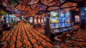 Sic Bo payout table and betting layout reference showing all bet types and multipliers
